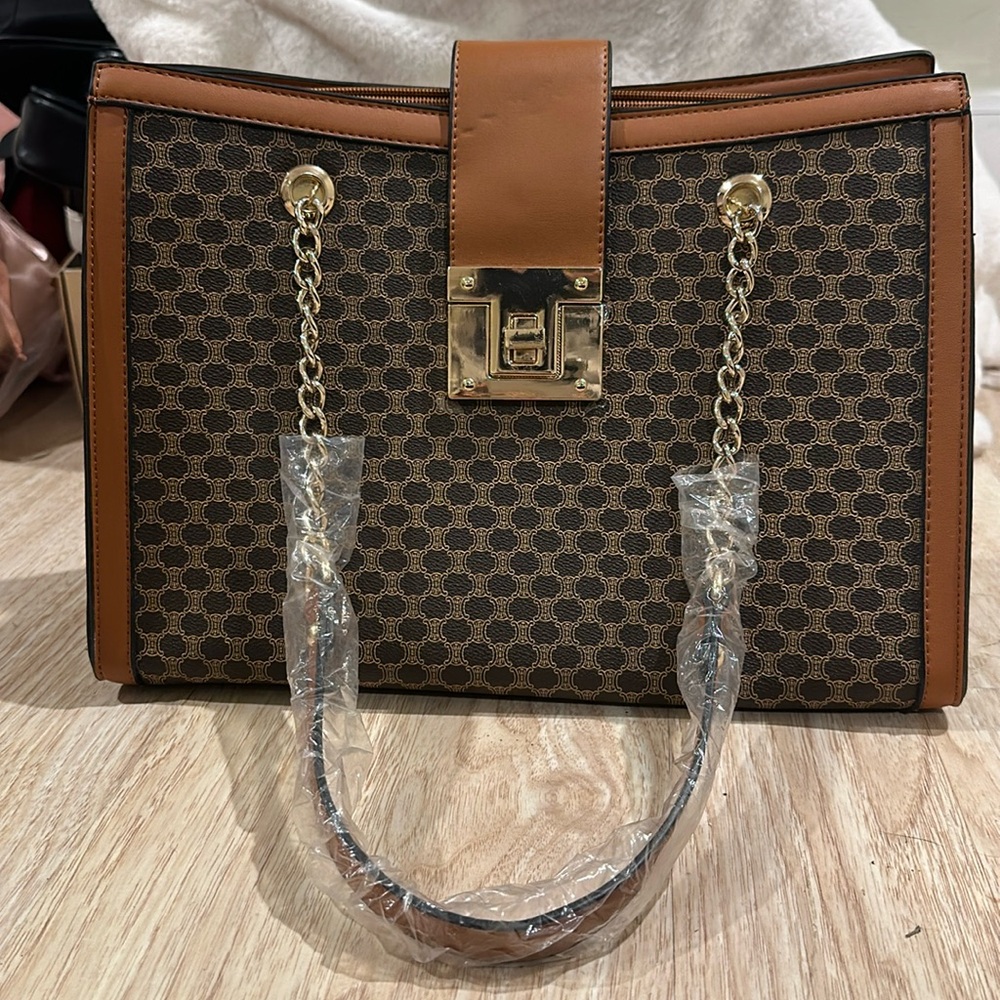 Classy Ladi Couture Shoulder Bag